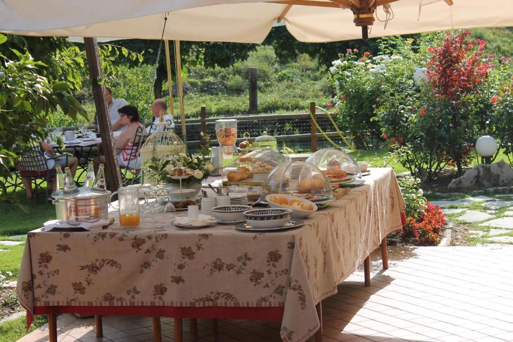 Hotel Calvi-Ristorante Mainor Витторио-Венето Экстерьер фото